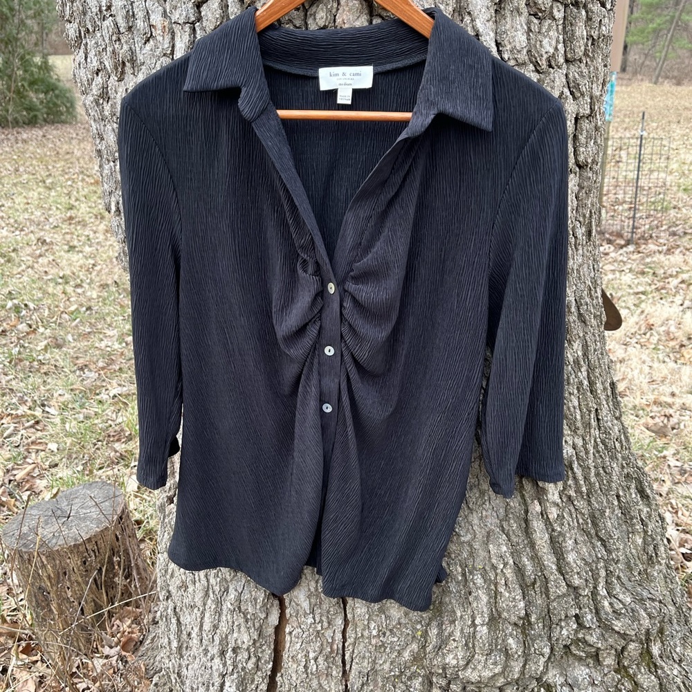 ⭐️Kim & Cami 3/4 Sleeve Blouse in size M